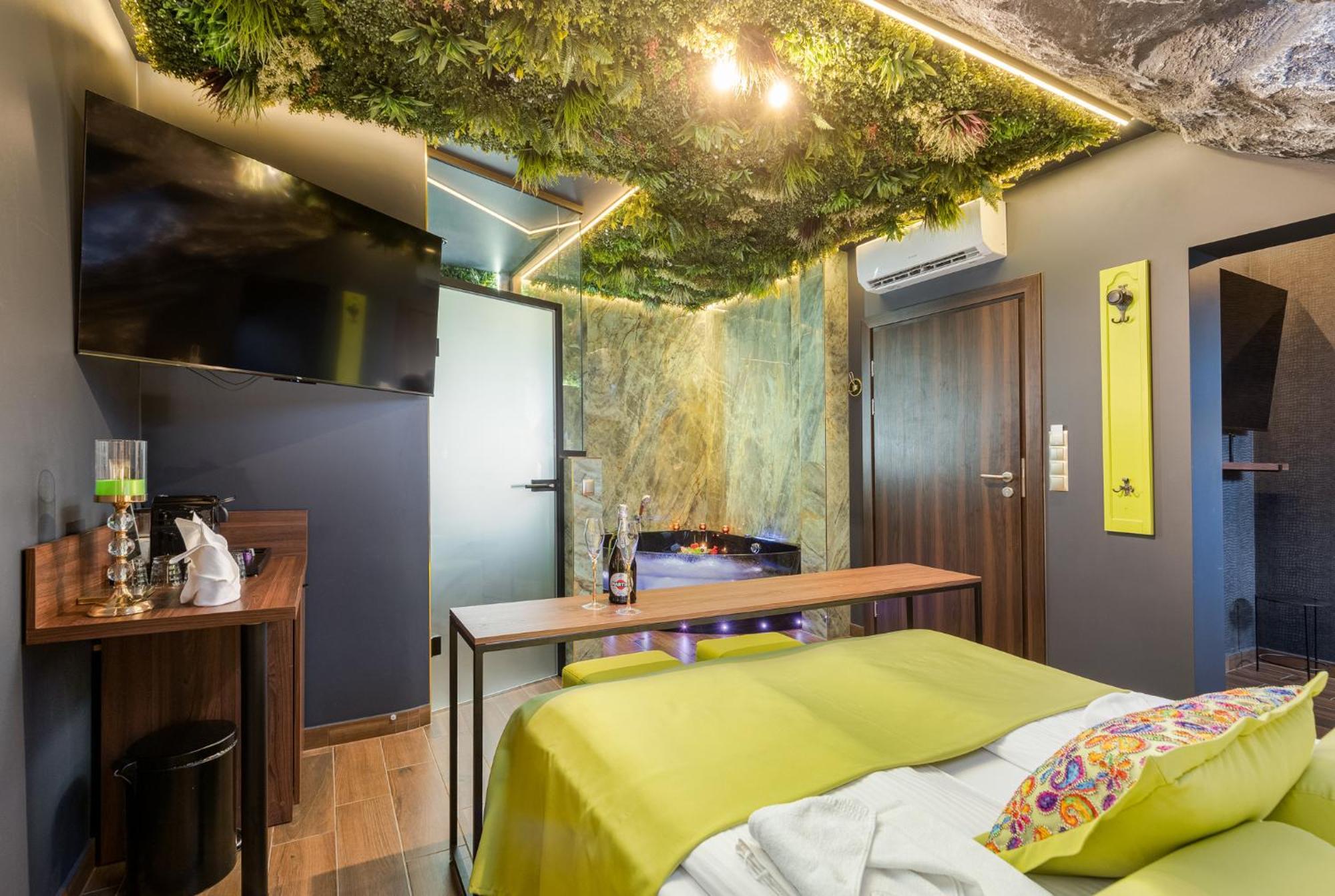 Stacja Galicja Rooms Blisko Energylandia Trzebienczyce Esterno foto